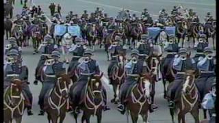 MARCHE MILITAIRE quotGRENADIERS AU GALOPquot PAR L ARMÉE CHILIENNE [upl. by Sadella]