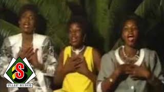 Kouyaté amp Kouyaté  Conakry feat Kaabi Kouyaté Clip Officiel [upl. by Anifares]