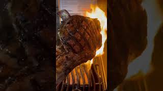 Tomahawk vom Gasgrill griller cooking grilledmeat foodie tomahawksteak beef meat beef [upl. by Dawna859]