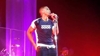 Trey Songz  Cant Be Friends Le Grand Rex [upl. by Acinorehs]