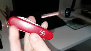 Bargain Of The Week Victorinox Officier Suisse Rostfrei Swiss Army Knife [upl. by Finny174]