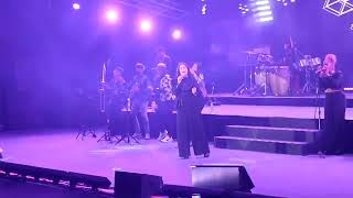 Daniela Romo  Dueña de mi corazón  live [upl. by Eydie]