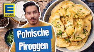 Polnische Piroggen Rezept  Gefüllte Teigtaschen aus der polnischen Küche [upl. by Villada]