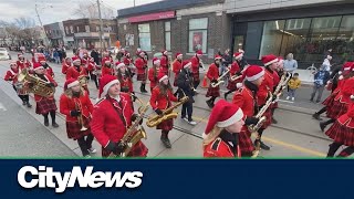 Santa Claus parade returns after three years [upl. by Elokin]