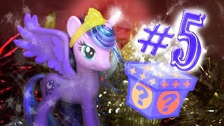 My Little Pony Christmas Countdown 5 MLP Advent Calendar Day 5  MLP Fever [upl. by Zalea380]