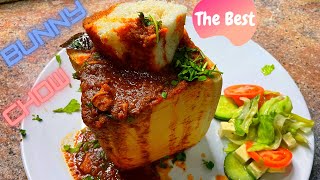 BUNNY CHOW  DURBAN STYLE CHICKEN BUNNY [upl. by Nnaxor]