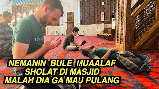 Sholat Pakai Sarung 😂 Di Masjid King Abdullah M Yusuf Ga Mau Pulang Ep6 [upl. by Akimas325]