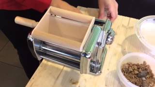 Ravioli Maker accessorio [upl. by Fredette]