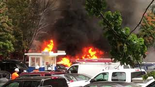 Food Cart Pod Fire in Portland SW 1st and Columbia [upl. by Beth]