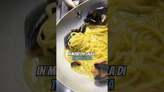 Tonnarelli cacio pepe cozze e bottarga [upl. by Harwill]