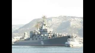 Croiseur lancemissiles russe quotMOSKVAquot [upl. by Masterson]