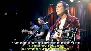 AVENGED SEVENFOLD  SO FAR AWAY LIVE ACOUSTIC  LIRIK DAN TRANSLATE INDO [upl. by Amaleta]