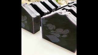 則皂工作室紫草雲朵皂製作與切皂clouds in gromwell root soap making and cutting [upl. by Negem]