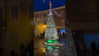 Inaugurazione Albero di Natale alluncinetto a Rocchetta Tanaro [upl. by Ettennad]