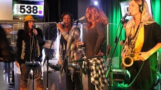 Ladies of Soul  Up Till Now  Live bij Evers Staat Op [upl. by Eemyaj]