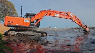 Hitachi Zaxis 210 crawler excavator ⚠️ digging demolition debris under water🚢⚓🛟🦺🚧 [upl. by Maurreen]