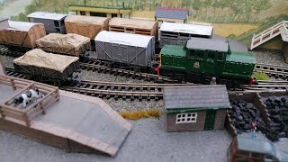 Shunting on my N Gauge inglenook shunting puzzle [upl. by Corwin]