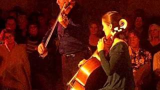 Alasdair Fraser and Natalie Haas play fiddles wee and large in Ukiah Cali [upl. by Robbi]