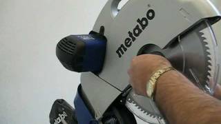 Metabo KS 305 PLUS Crosscut and Mitre Saw with Laser [upl. by Baugh]