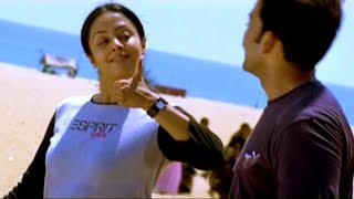 എന്നും വരാറുണ്ടോ  ഞാനെന്നും പോകാറുണ്ട്  Jyothika Romantic Scene [upl. by Spevek381]