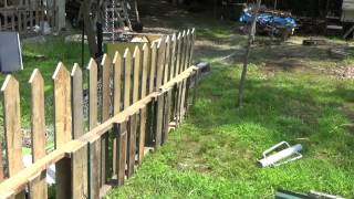 Making A Free Pallet Wood Picket Fence [upl. by Kinghorn]