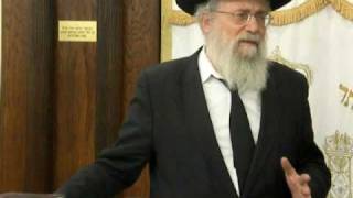 Rabbi Kalmen Krohn speaking at his brotherinlaw R Yehoshua Gutman Ztl Yartzhiet [upl. by Nairdna9]