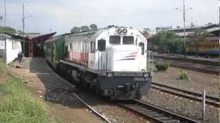 Sajian Lepas  KA7019 Malioboro Ekspres berangkat Malang [upl. by Yenmor649]