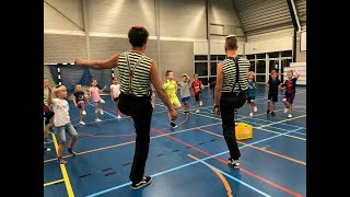 Tadaa jongleren in de gymles [upl. by Patric675]