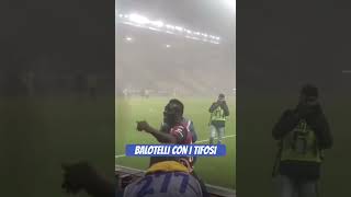 BALOTELLI sotto la curva dei tifosi de Genoa dopo ParmaGenoa [upl. by Lennon]