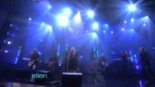 Stevie Nicks sings Stand Back 13012011 [upl. by Kingsley]