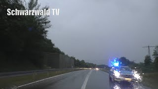 🚨 Frau auf A 98 sexuell belästigt Täter flüchtete in ihrem Auto und baut im Albtal einen Unfall [upl. by Kiona]