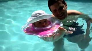 BabySwimmer Hals Schwimmring Badekragen wwwBabyswimmerde [upl. by Ahseenat653]