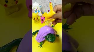 The Hen and Poor Frog Exaggerates 😪🤮🤕🎃shorts fidgets squishy trend tiktok funny humor [upl. by Ynned]