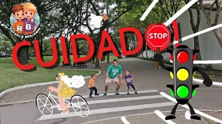 Vamos aprender a atravessar a rua com Rafael e Benjamin [upl. by Neenaj]