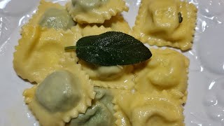 Ravioli fatti in casa doppio gusto [upl. by Annawahs]