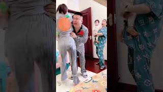 哈哈，这回还细不细了😂搞笑 萌娃 夫妻 funny [upl. by Anileva]