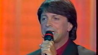 Herve Vilard  La vie est belle  le monde est beau  Live1995 [upl. by Samuel]