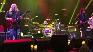 Govt Mule  quotWar Pigsquot Black Sabbath cover 10272018 at Tabernacle Atlanta GA [upl. by Arratal]