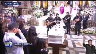 Les musiciens de Johnny Hallyday reprennent quotJe Te Prometsquot dans léglise de la Madeleine [upl. by Pylle759]