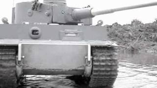 RC Panzer Tiger I Tank 116 Panzer Wasserdicht Schlamm Matsch [upl. by Kylstra]