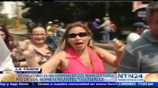 Si Maduro no quiere ir al revocatorio debe quotdimitirquot expresidente Felipe González a NTN24 [upl. by Wickner]