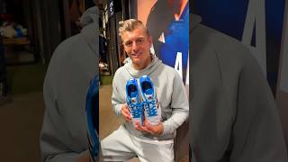 NUEVAS BOTAS PARA TONI KROOS [upl. by Bil]