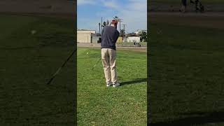 One handed chipping Yup golf shortgame chipping [upl. by Ingelbert479]