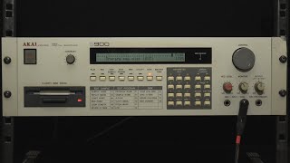 How to use the Akai S900  S950 Sampler Complete Tutorial [upl. by Sedecram190]