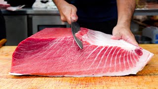 Cutting giant bluefin tuna to luxurious sashimi teppanyaki tuna  巨大黑鮪魚切割秀 鐵板上腹肉  Taiwanese food [upl. by Horatio703]