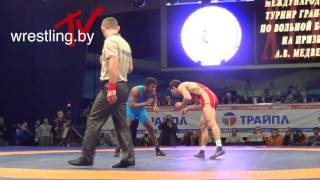 65 kg RAMONOV SOSLAN vs CHAMIZO FRANK [upl. by Carisa550]