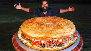 Giant Burger  50KG Burger  ഇന്ത്യയിലെ ഏറ്റവും വലുത്  M4 Tech [upl. by Nospmis]