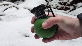 AIRSOFT GRENADE  TLSFx M10 Ball Grenade [upl. by Ssegrub]