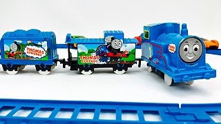 Trenes Infantiles  Carros para Niños  el Tren Thomas [upl. by Lerat]