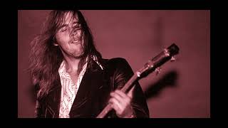 About a Girl  Krist Novoselic Bass Isolated [upl. by Cargian]